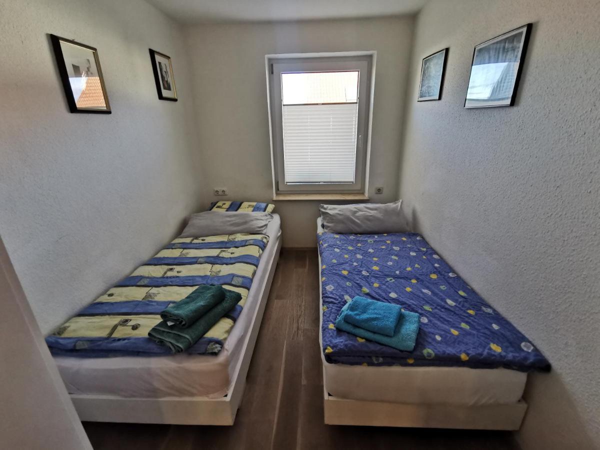 Ferienwohnung Und Pension Guertler Werdau Exterior foto